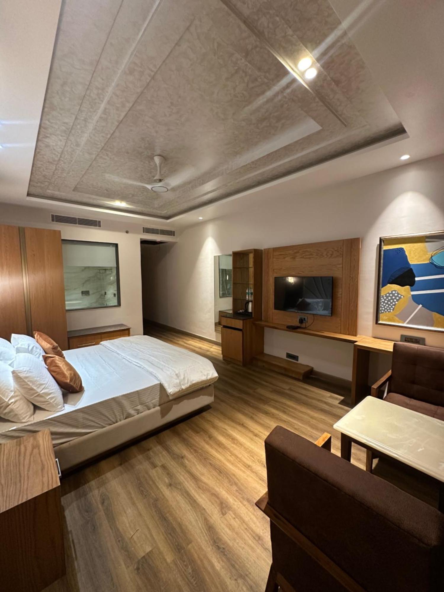 Mayur Simran Rajpura Exterior photo